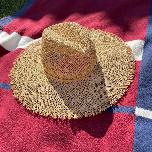 Lola Hats studded tan straw Sun hat
Frayed edge - Picture 1 of 5